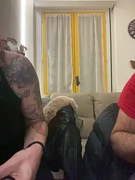 Snapshot of BestSexForYou chatting on December 18, 9:10 pm BestSexForYou online show from December 18, 9:10 pm