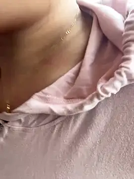 Snapshot of chenyu0308 chatting on October 18, 4:04 am chenyu0308 online show from October 18, 4:04 am