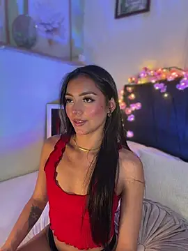 im-isabella online show from May 15, 11:45 pm