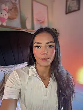 im-isabella online show from July 14, 9:31 pm