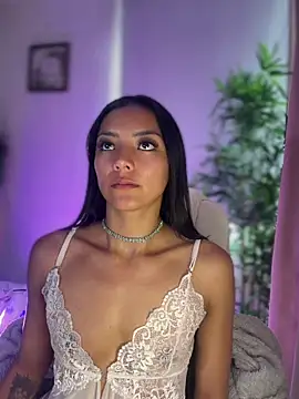 im-isabella online show from July 25, 1:19 pm