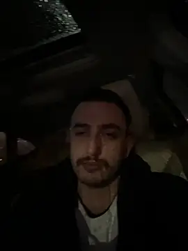 Snapshot of cihan_4141 chatting on March 22, 2:48 am cihan 4141 online show from March 22, 2:48 am