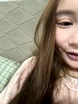 uulove521 online show from October 8, 6:05 pm