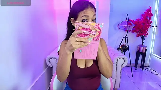 Snapshot of Katty_rounds chatting on October 2, 12:34 pm Katty rounds online show from October 2, 12:34 pm