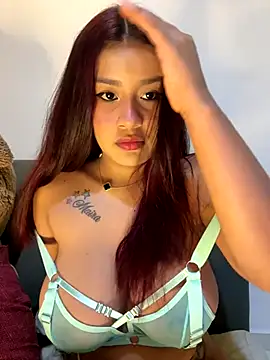 Snapshot of indialatin chatting on November 17, 3:23 am indialatin online show from November 17, 3:23 am