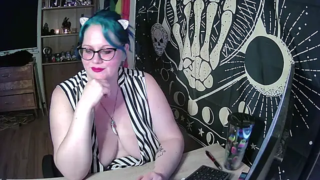 Kinky Witch online show from September 26, 2:37 am