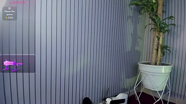 Im perla  online show from October 11, 3:06 am