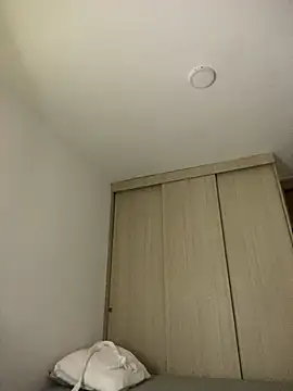 Snapshot of Alexia_24 chatting on April 15, 12:39 am Alexia 24 online show from April 15, 12:39 am