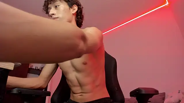 Snapshot of velvet_skyn chatting on October 7, 3:58 am velvet skyn online show from October 7, 3:58 am