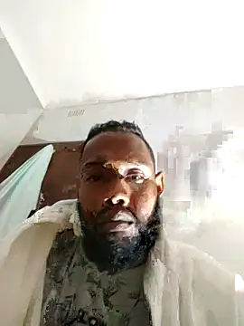 kulliguy online show from November 8, 6:40 pm