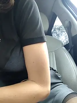 YOURLIKAA online show from April 17, 6:38 am