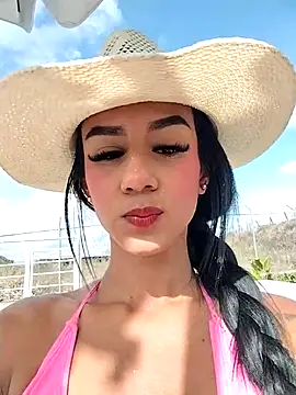 Juliana Xander online show from December 16, 2:11 pm