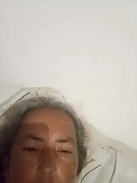 jendall189 online show from October 31, 2:23 am