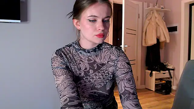 Snapshot of AlexaButttler chatting on October 24, 8:05 pm AlexaButttler online show from October 24, 8:05 pm