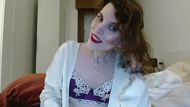 Snapshot of refem9 chatting on September 23, 3:04 pm refem9 online show from September 23, 3:04 pm