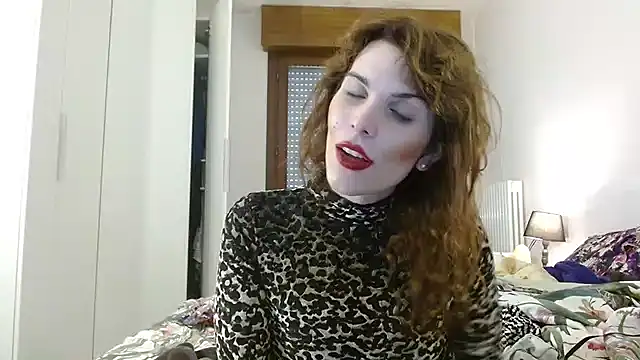 Snapshot of refem9 chatting on October 2, 2:57 pm refem9 online show from October 2, 2:57 pm