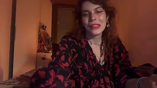 Snapshot of refem9 chatting on February 19, 4:08 am refem9 online show from February 19, 4:08 am