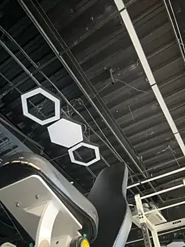 Ninazhang online show from October 19, 2:23 am