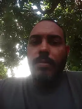 jfgustavo001 online show from March 25, 3:29 pm