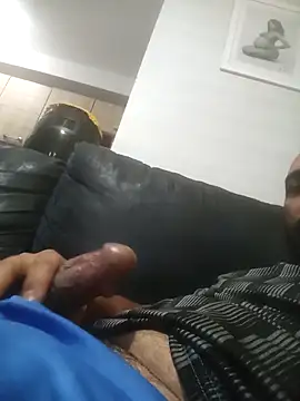 jfgustavo001 online show from March 26, 6:46 pm