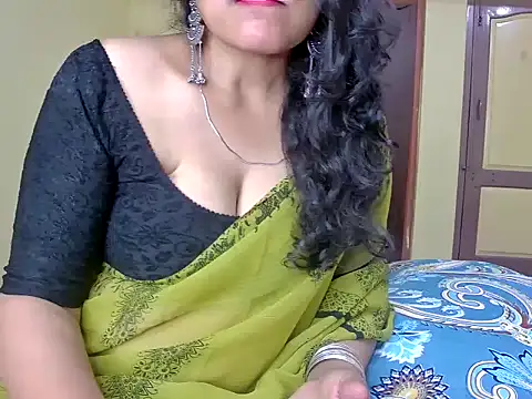 Snapshot of MasTANIYA chatting on October 3, 10:56 am MasTANIYA online show from October 3, 10:56 am