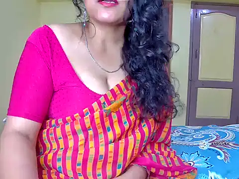 Snapshot of MasTANIYA chatting on October 10, 1:37 am MasTANIYA online show from October 10, 1:37 am