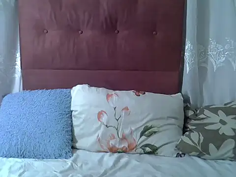 SexyBoobs16 online show from September 22, 8:33 pm
