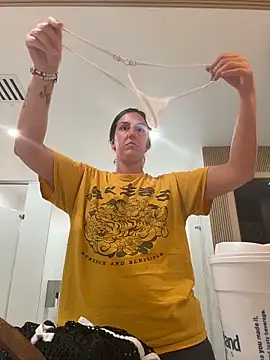 sweetsirenn online show from November 8, 2:06 pm