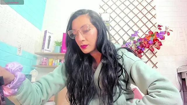 SALOME KORLAND online show from June 23, 3:10 pm