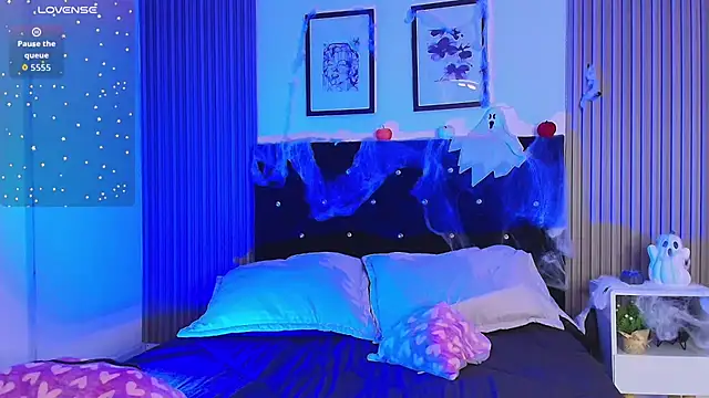 ashlycarteer online show from October 10, 7:02 pm