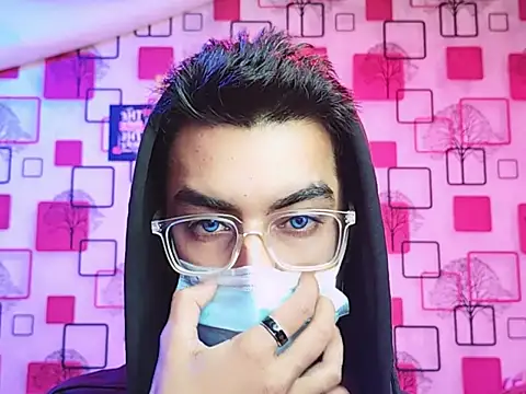 ChiseledCharm online show from November 10, 10:09 pm