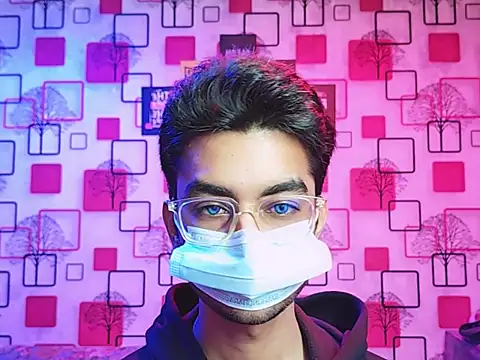 ChiseledCharm online show from December 14, 8:13 pm