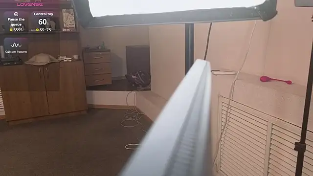 Snapshot of Margo_Moll chatting on November 21, 6:45 am Margo Moll online show from November 21, 6:45 am