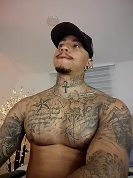 Snapshot of David_tatto1 chatting on September 23, 1:52 am David tatto1 online show from September 23, 1:52 am