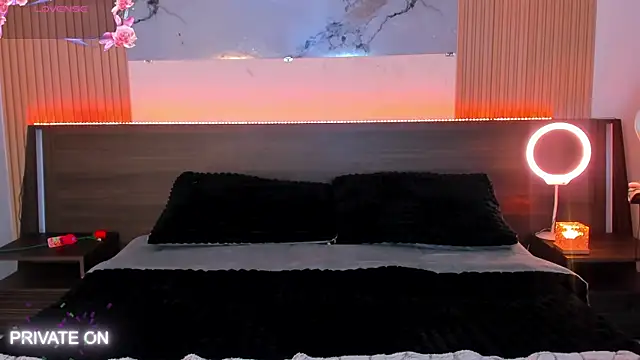 Snapshot of samanthaa_moon chatting on March 11, 12:16 am samanthaa moon online show from March 11, 12:16 am