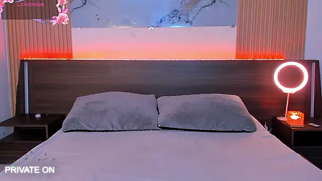 Snapshot of samanthaa_moon chatting on May 5, 11:57 pm samanthaa moon online show from May 5, 11:57 pm