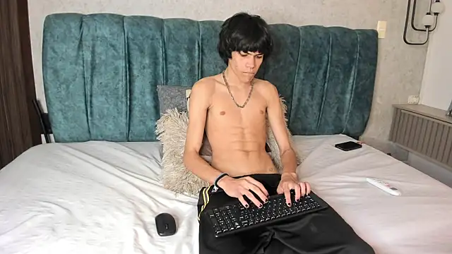 Diamond twink online show from June 9, 3:56 pm