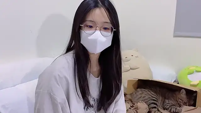 LHeart online show from October 18, 3:24 pm