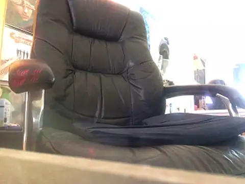 lilthicky352 online show from November 25, 7:14 pm