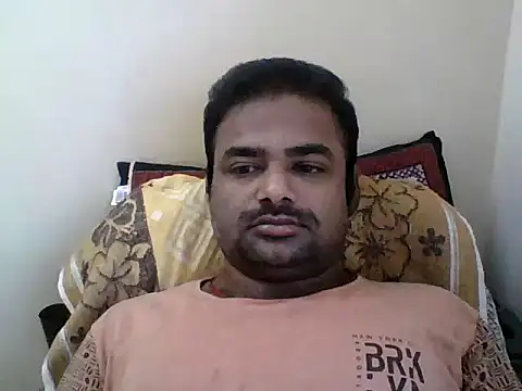 Snapshot of sree4143 chatting on September 28, 3:23 am sree4143 online show from September 28, 3:23 am
