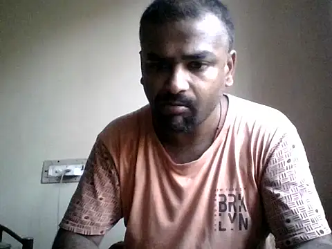 Snapshot of sree4143 chatting on December 3, 10:02 am sree4143 online show from December 3, 10:02 am