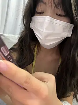 cute-yay online show from January 14, 3:34 am