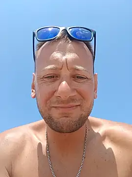 Snapshot of Alessio1987 chatting on July 26, 10:22 am Alessio1987 online show from July 26, 10:22 am