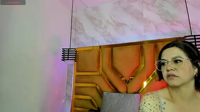 Snapshot of Luciifeer_ chatting on September 16, 6:42 pm Luciifeer  online show from September 16, 6:42 pm