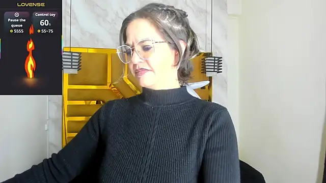 Snapshot of Luciifeer_ chatting on October 10, 11:48 pm Luciifeer  online show from October 10, 11:48 pm