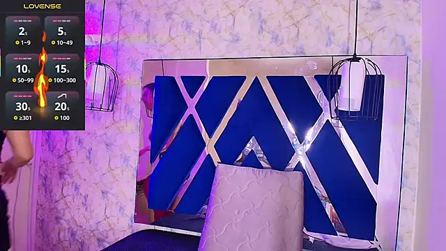 Snapshot of Luciifeer_ chatting on October 11, 7:23 pm Luciifeer  online show from October 11, 7:23 pm