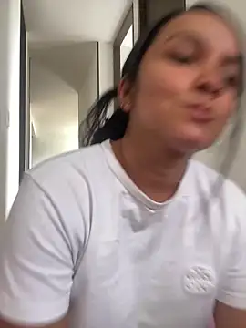 Nova Gabriela online show from November 7, 3:34 pm