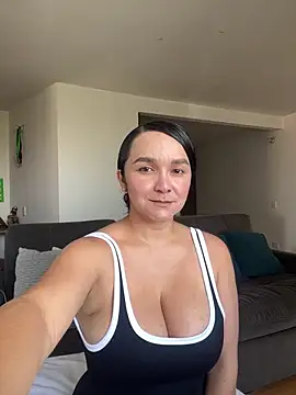 Nova Gabriela online show from February 10, 3:27 pm