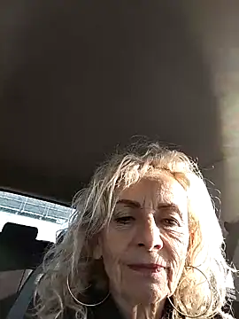 clarabell4 online show from April 27, 6:44 am