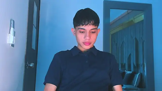 Sebax Young online show from December 21, 9:33 pm